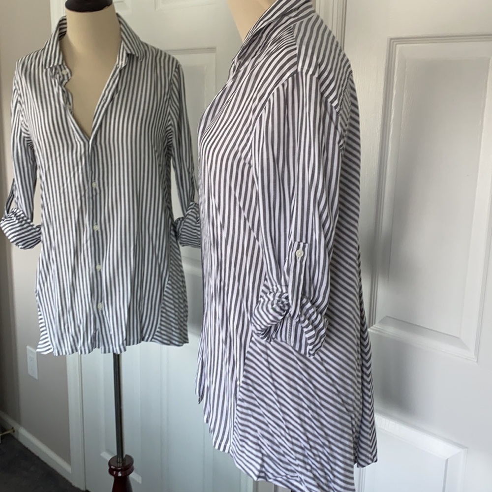 Max Studio Striped Izla Button Down Tunic Small NWT - Picture 2 of 8
